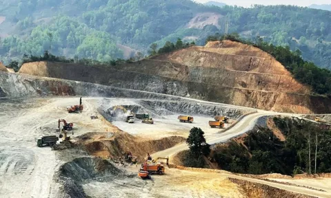 Ngoài đất hiếm, Việt Nam nắm giữ kho báu được thế giới thèm khát, riêng một tỉnh miền Trung có trữ lượng hàng triệu tấn