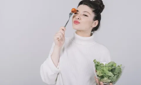 Bí quyết ăn uống thoải mái mà vẫn eo thon dáng đẹp