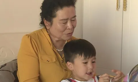 Người chăm sóc cháu và người không chăm sóc cháu, cuộc sống khác biệt rõ rệt khi về già, hối hận đã quá muộn