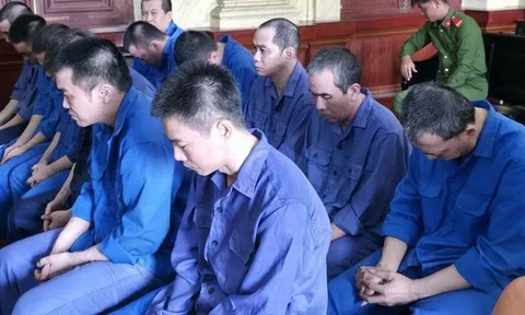 Vụ án "bán đường" tại Khu Công nghệ cao TPHCM: 12 bảo vệ hầu tòa