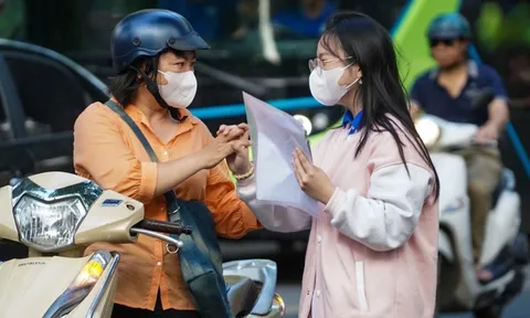 Tuyển sinh lớp 10 vẫn là ‘kỳ thi kinh hoàng’