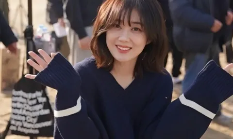 7 thói quen đơn giản giúp Jang Na Ra tự tin khoe mặt mộc ở tuổi 45