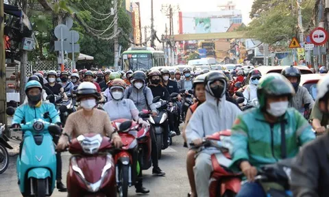 Giám đốc Sở Quy hoạch - Kiến trúc nói về giải pháp giảm kẹt xe, ngập nước ở TPHCM