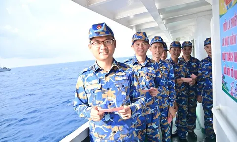 15 ngày đưa lá phiếu ra nhà giàn DK1