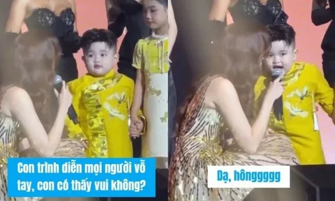 Con trai Lê Dương Bảo Lâm khiến MC nữ xinh đẹp "đứng hình" khi chân thật nói "Ba bắt con đi làm" trên sân khấu