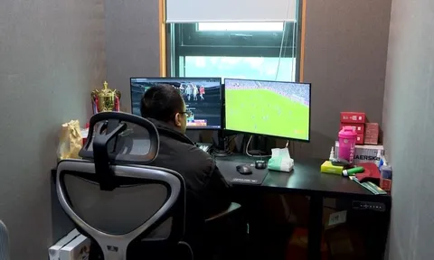 Phòng bình luận của BLV 'Xôi Lạc TV'