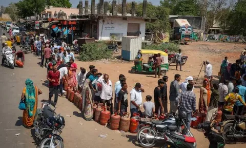 Việt Nam ‘hot’ xe điện còn đây mới là mặt hàng người Ấn Độ đang xếp hàng dài để mua: Doanh số tăng 30 lần, siêu thị không còn hàng để bán