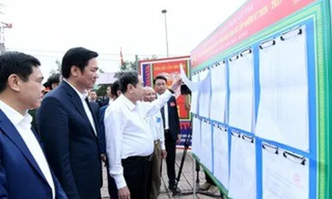 Cử tri cả nước phát huy quyền làm chủ, trực tiếp lựa chọn những đại biểu tiêu biểu, xứng đáng nhất