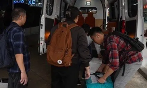 Chuyến bay đêm mang "sự sống" cho nhiều người