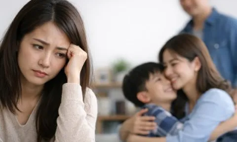 Chồng cũ lấy vợ mới, con trai nói thương mẹ kế hơn tôi