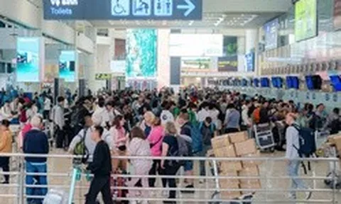 Đề xuất phụ thu nhiên liệu, vé máy bay nội địa có thể tăng thêm tới 680.000 đồng/vé