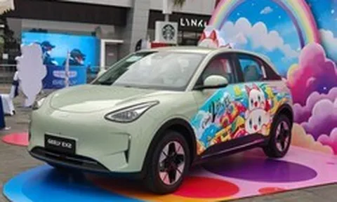 Geely EX2 chính thức chốt giá tại Việt Nam: chỉ từ 459 triệu đồng, đi Hà Nội - Hà Tĩnh trong 1 lần sạc