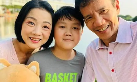 NSƯT Mỹ Duyên tuổi 54 xa chồng để giữ hôn nhân, bật khóc vì câu nói của con trai