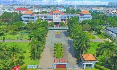 TP.HCM dự kiến chuyển trụ sở UBND quận 12, Tân Phú cũ thành trường học