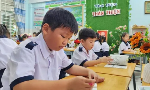 Sự thật 'trẻ không học bán trú bị đuổi ra ngoài bêu nắng' ở TP.HCM