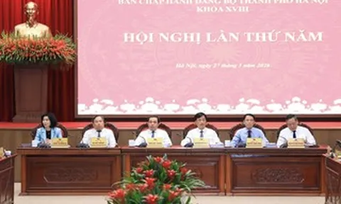 Bộ trưởng Bộ Nông nghiệp và Môi trường Trần Đức Thắng dự hội nghị bàn về phát triển Thủ đô