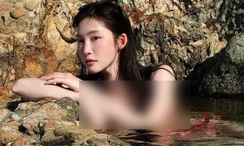 Juky San 'cúi đầu nhận lỗi' vì hành động mặc bikini tắm trong Giếng Tiên