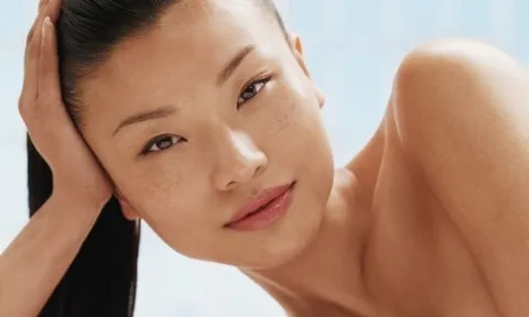 Phụ nữ Hàn Quốc gặp nhau là hỏi 'tẩy da chết chưa?'