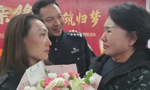 Mất con sau 5 ngày sinh, người mẹ vỡ òa ngày đoàn tụ sau 40 năm