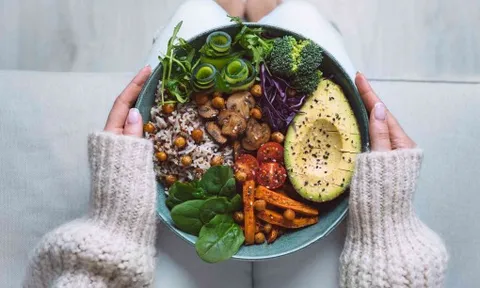 Ra sức ăn chất xơ hay chất đạm để 'đẹp lột xác' theo trào lưu mới, ổn không?