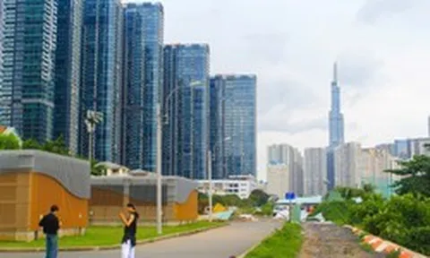 Giá chung cư thiết lập đỉnh mới ở Hà Nội, TP.HCM và Đà Nẵng, thanh khoản chậm lại