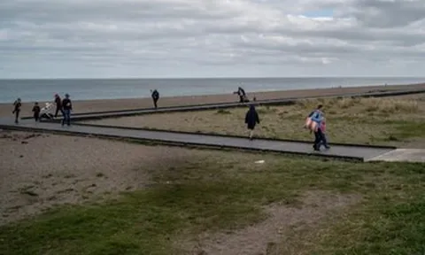 Cả làng đồng lòng bảo vệ tuổi thơ trẻ em, nói không với smartphone