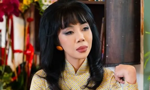 Cách làm khôn ngoan của ca sĩ Đoan Trường để né ồn ào giống MC Trác Thúy Miêu