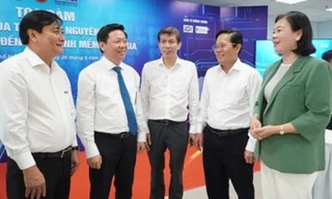 Tái định vị báo chí trong hệ sinh thái công nghiệp văn hóa