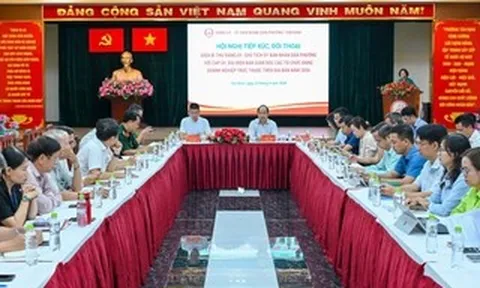 Bí thư Đảng ủy, Chủ tịch UBND phường Tân Định đối thoại với doanh nghiệp