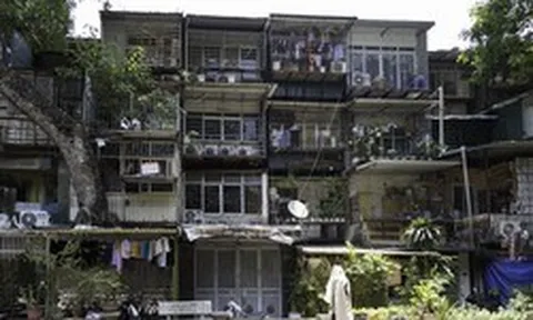Nhà tập thể cũ Hà Nội giá hàng trăm triệu đồng/m²