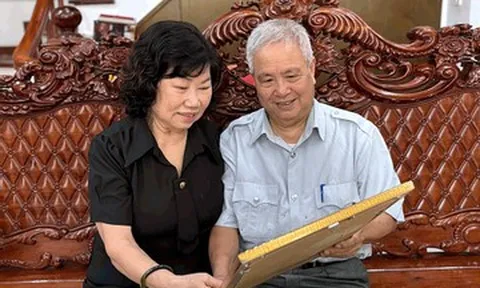 Người lính 30kg trở về từ chiến trường, đi bộ 10km tìm người thương