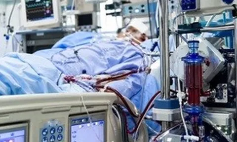 Người đàn ông 40 tuổi sống sót dù tim ngừng đập hơn 40 giờ