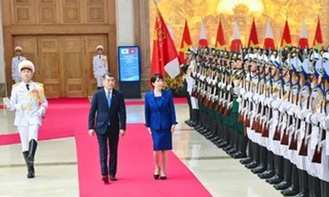 Cận cảnh Thủ tướng Lê Minh Hưng chủ trì Lễ đón chính thức Thủ tướng Nhật Bản
