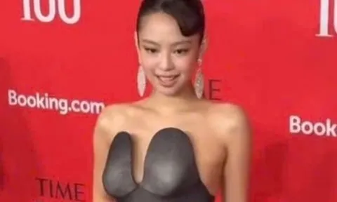 Chiếc váy 'thảm họa' của Jennie