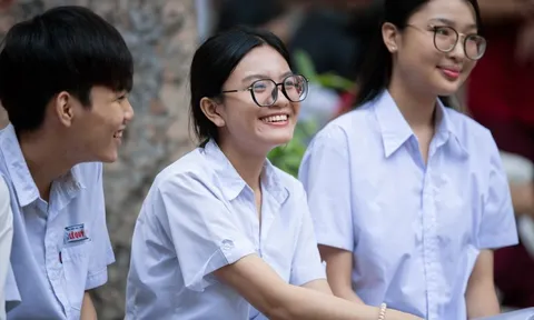 Số thí sinh chọn Lịch sử, Địa lý thi tốt nghiệp áp đảo