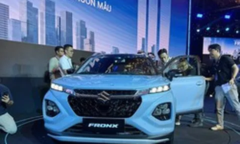 Ô tô tồn kho tới 200.000 chiếc, đại lý đua nhau giảm giá sâu