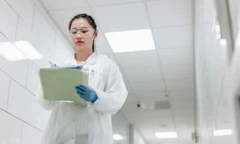 Bộ GD&ĐT 'điểm tên' 5 nhóm vi phạm liêm chính học thuật thời AI