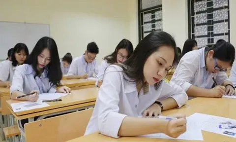 Trước giờ G, cha mẹ tuyệt đối đừng làm 3 điều này nếu không muốn con thêm áp lực thi cử