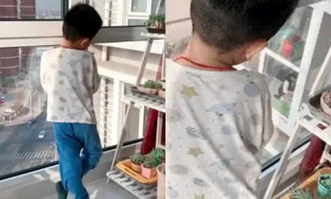 Thấy con đứng im lặng hồi lâu nhìn sang cửa sổ nhà hàng xóm, mẹ bật cười khi biết điều khiến bé ngẩn ngơ