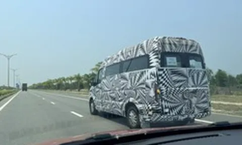 Một mẫu ô tô mới tinh chạy thử trên đường ở Việt Nam, dân mạng khẳng định xe của THACO