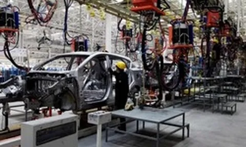 Xe điện Trung Quốc đồng loạt tăng giá, thời kỳ “phá giá” kết thúc khi pin và chip leo thang chóng mặt