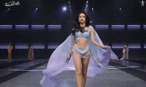Hương Giang bốc lửa diễn bikini, đoạt giải ngay đêm khai mạc MGI All Stars 2026