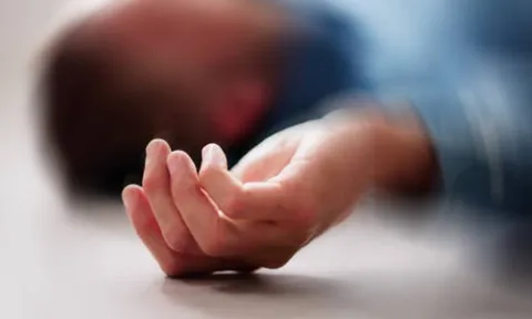 Nam giáo viên 38 tuổi tử vong đột ngột, bác sĩ cảnh báo dấu hiệu "quen thuộc" ít ai để ý