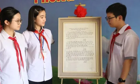 Mười năm đi tìm 'món quà' Bác tặng
