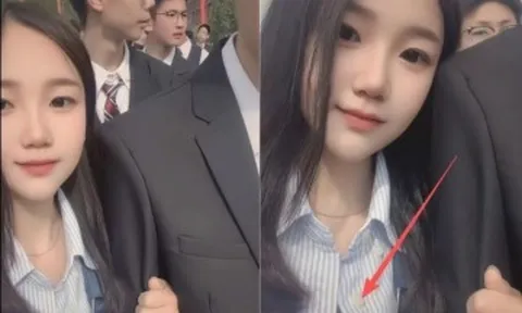 Bà mẹ được khen "Phụ huynh xinh nhất lễ tốt nghiệp", mặc kiểu áo kỳ lạ khiến ai cũng bàn tán