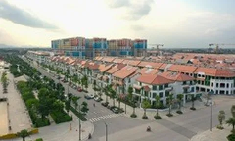 Nhà phố Sun Urban City chuẩn bị bàn giao, hưởng “lộc” từ đại lộ lễ hội đông nghịt khách