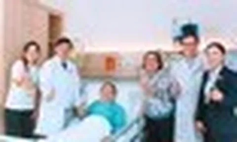 Bệnh nhân Campuchia sang Việt Nam phẫu thuật nội soi cắt khối u gan