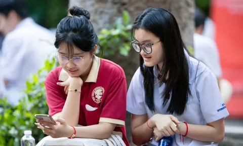Tuyệt đối không mang những vật này vào phòng thi tốt nghiệp