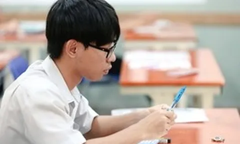 Thi tốt nghiệp THPT 2026 buổi thứ 2: Toán trắc nghiệm, khó nhằn hay dễ thở?