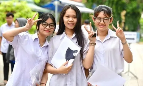 Đáp án môn Toán thi tốt nghiệp THPT 2026 nhanh nhất, đầy đủ nhất mã 0114